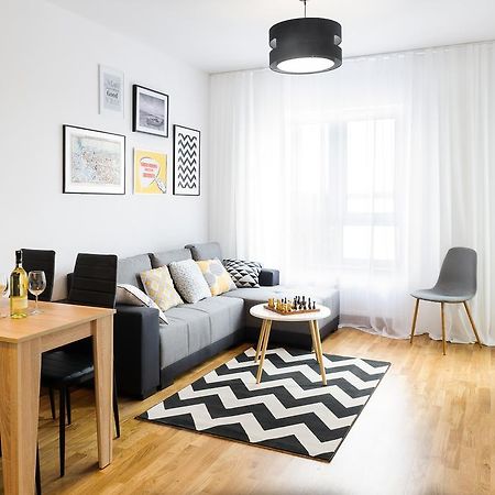 شقة Apartament Solna 11C كولوبرزيغ المظهر الخارجي الصورة